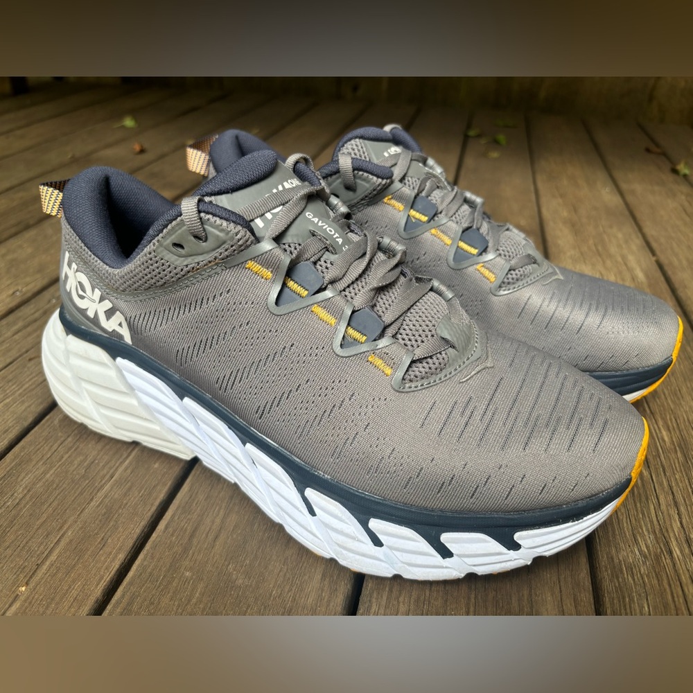 Men’s Unworn Hoka Giviota 3 Size 9.5